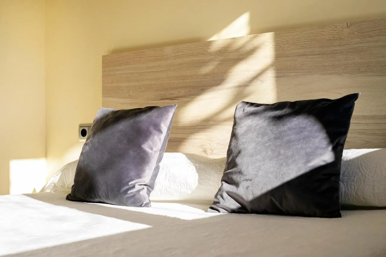 Moderno Y Confortable Apartamento Port Trebol Roses Apartman