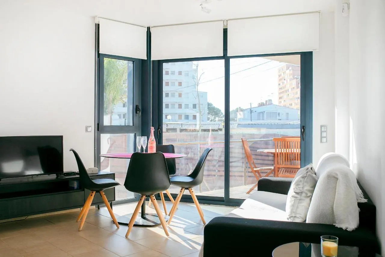 Moderno Y Confortable Apartamento Port Trebol Roses Apartman